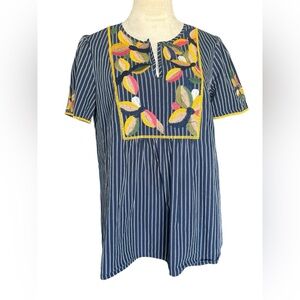 Madewell embroidered floral blouse Size medium 100% cotton